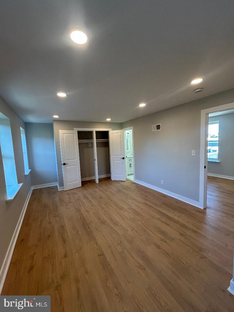 1130 Light St #2 Property Photo 2
