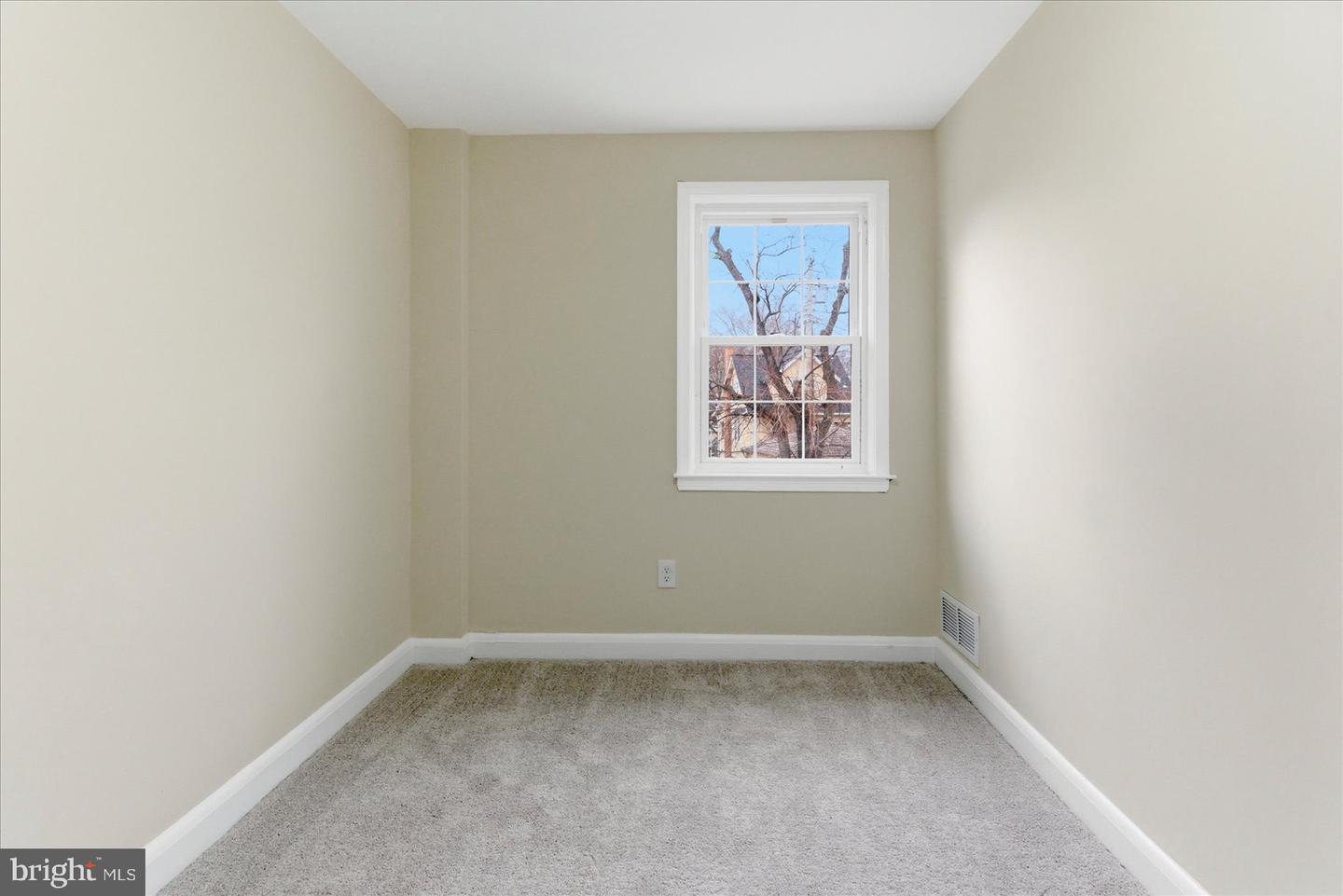 10 Mardrew Rd Property Photo 26