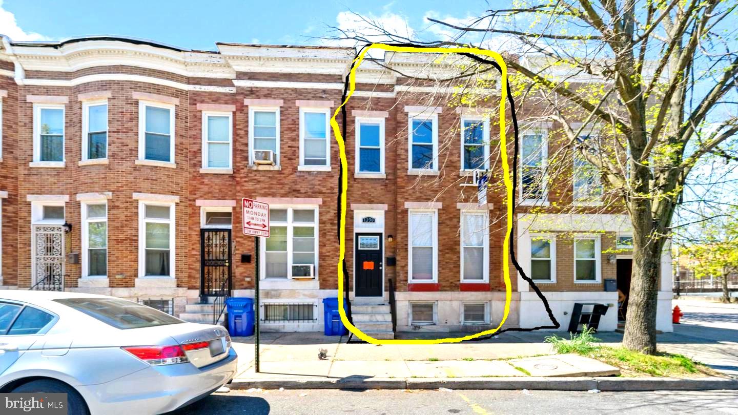 1230 N Gilmor St Property Photo 1