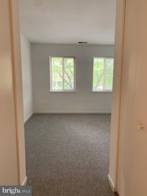 516 S Charles St S #r88 Property Photo 14