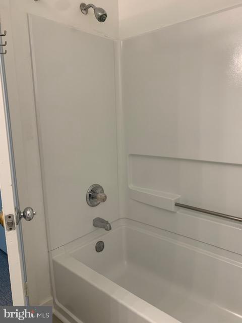 516 S Charles St S #r88 Property Photo 17
