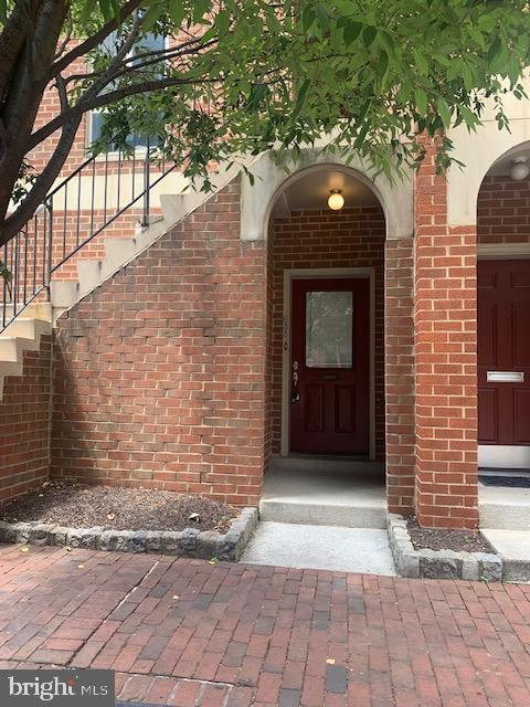 638 S CHARLES ST #R 19 Property Photo 1