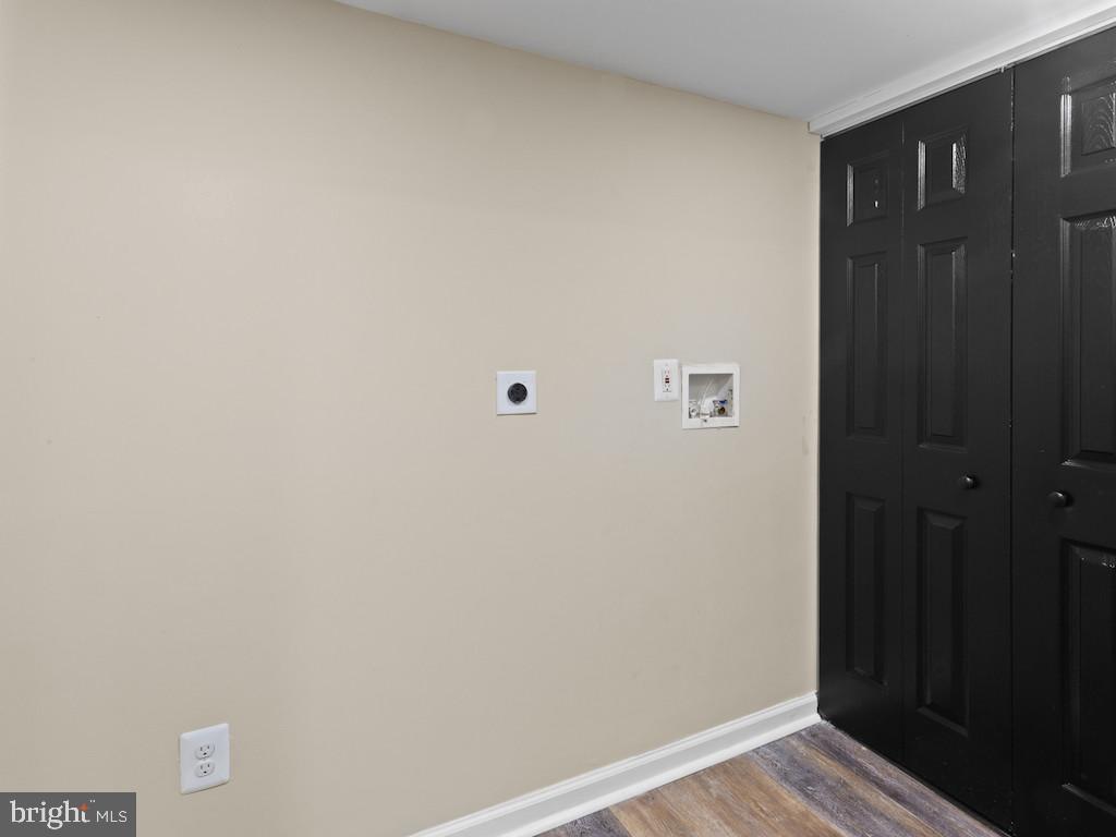 2903 Winchester St Property Photo 15