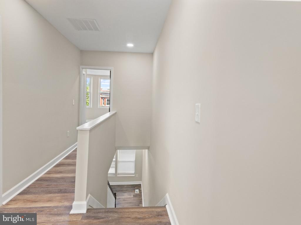 2903 Winchester St Property Photo 22