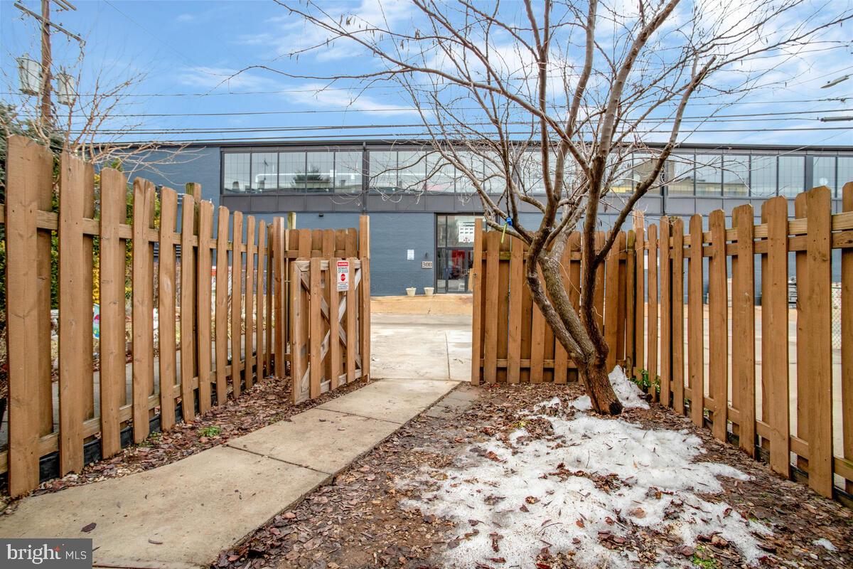 729 Grundy St Property Photo 34