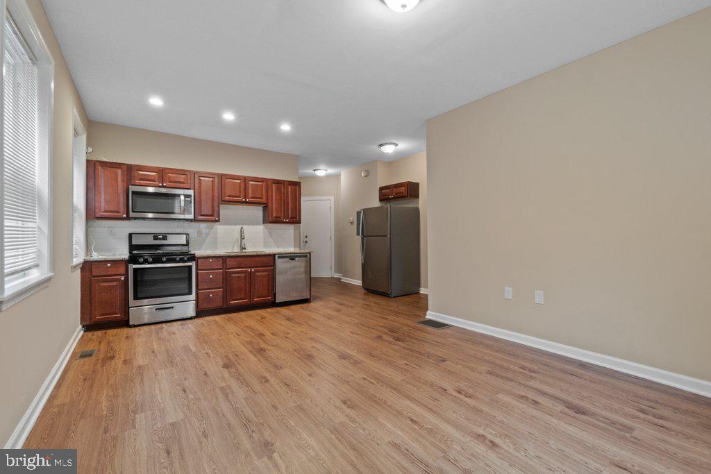 601 Whitelock St Property Photo 2