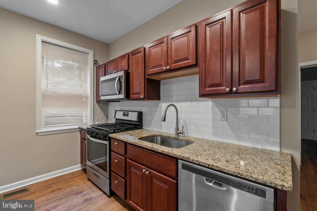 601 Whitelock St Property Photo 3