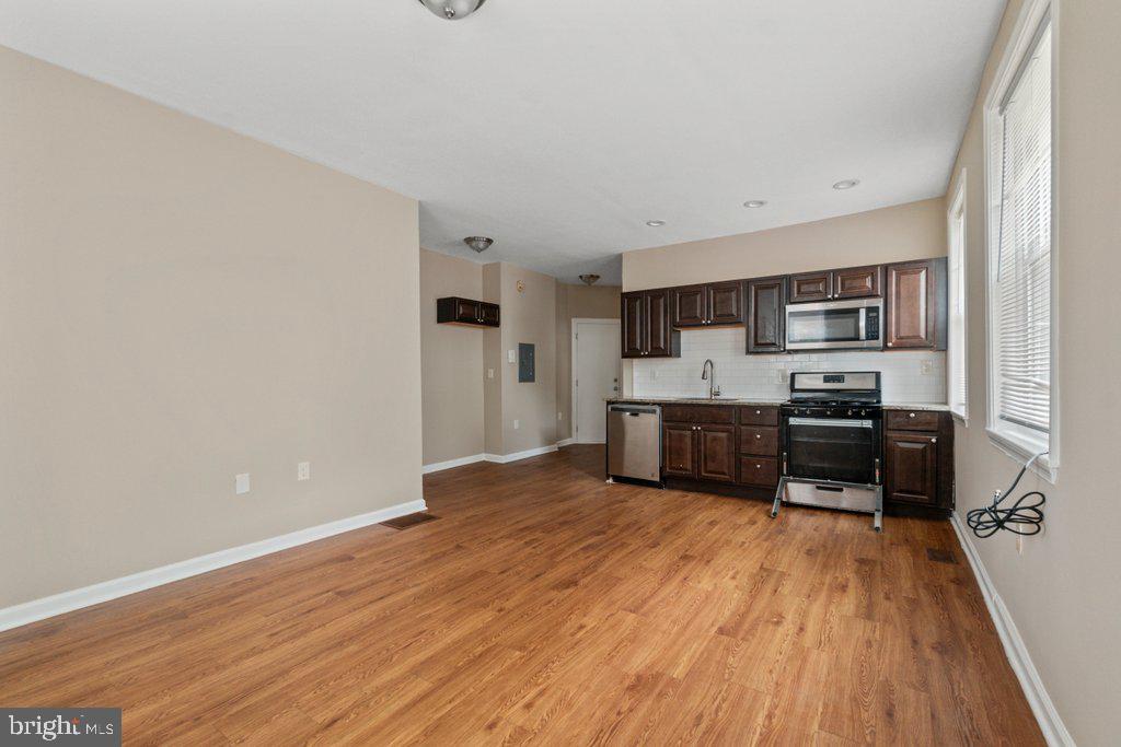 601 Whitelock St Property Photo 8