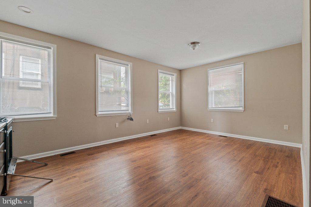 601 Whitelock St Property Photo 9
