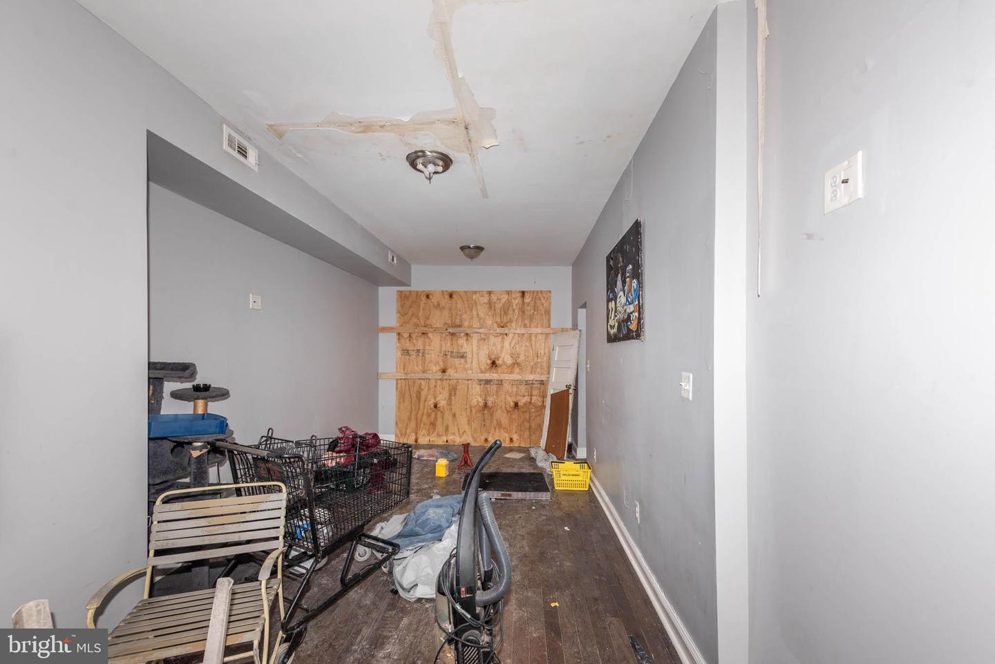 3312 Spaulding Ave Property Photo 3