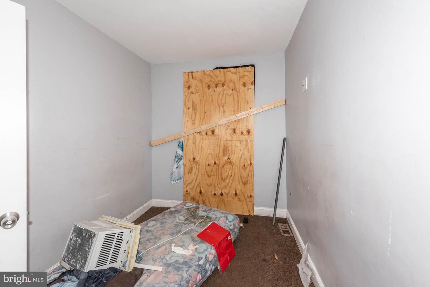 3312 Spaulding Ave Property Photo 4