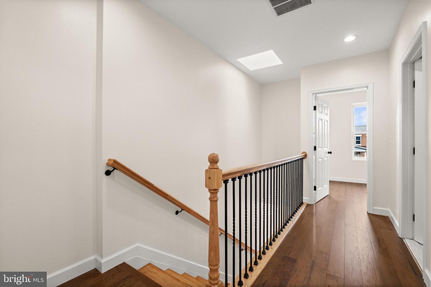 2815 W Cold Spring Ln W Property Photo 9