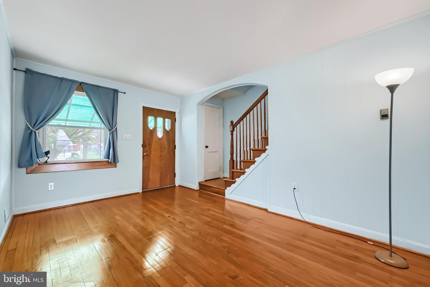 1214 Anglesea St Property Photo 7
