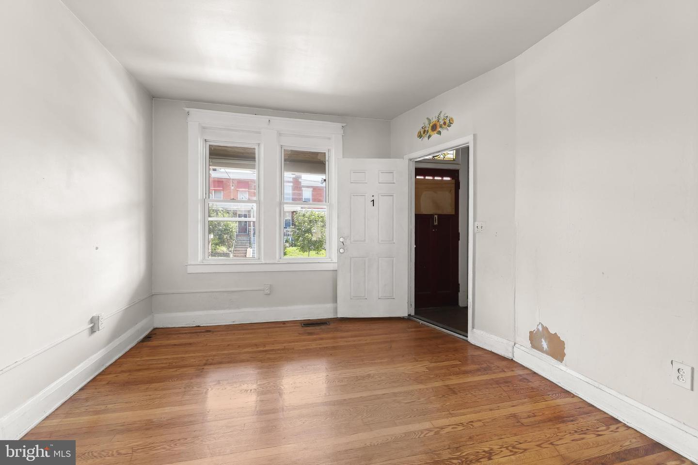 808 Ponca St Property Photo 4