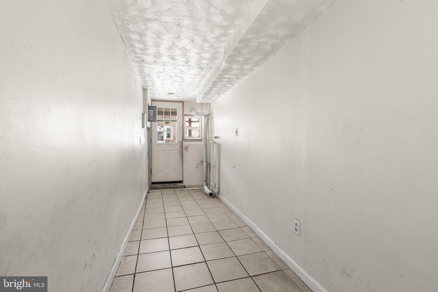 808 Ponca St Property Photo 32