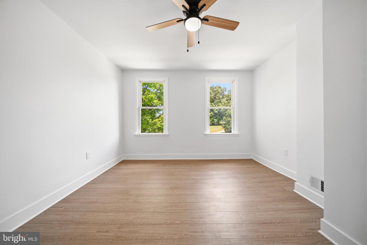1336 N Chester St Property Photo 21