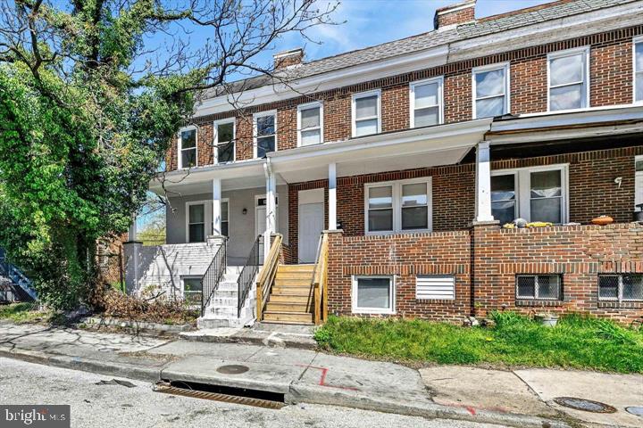 1604 Carswell St Property Photo 1