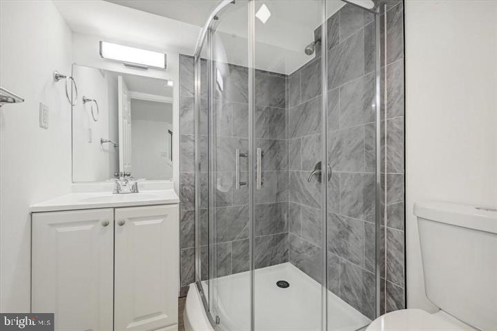 1604 Carswell St Property Photo 3