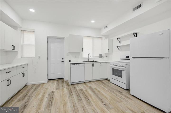 1604 Carswell St Property Photo 12
