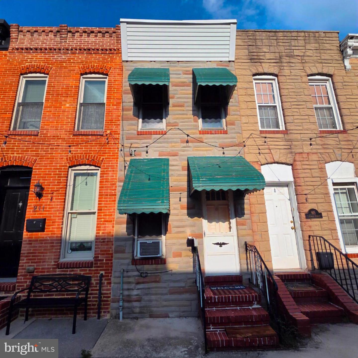 913 S Curley St Property Photo 1