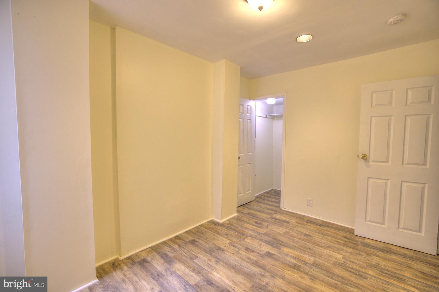 2540 Greenmount Ave Property Photo 10