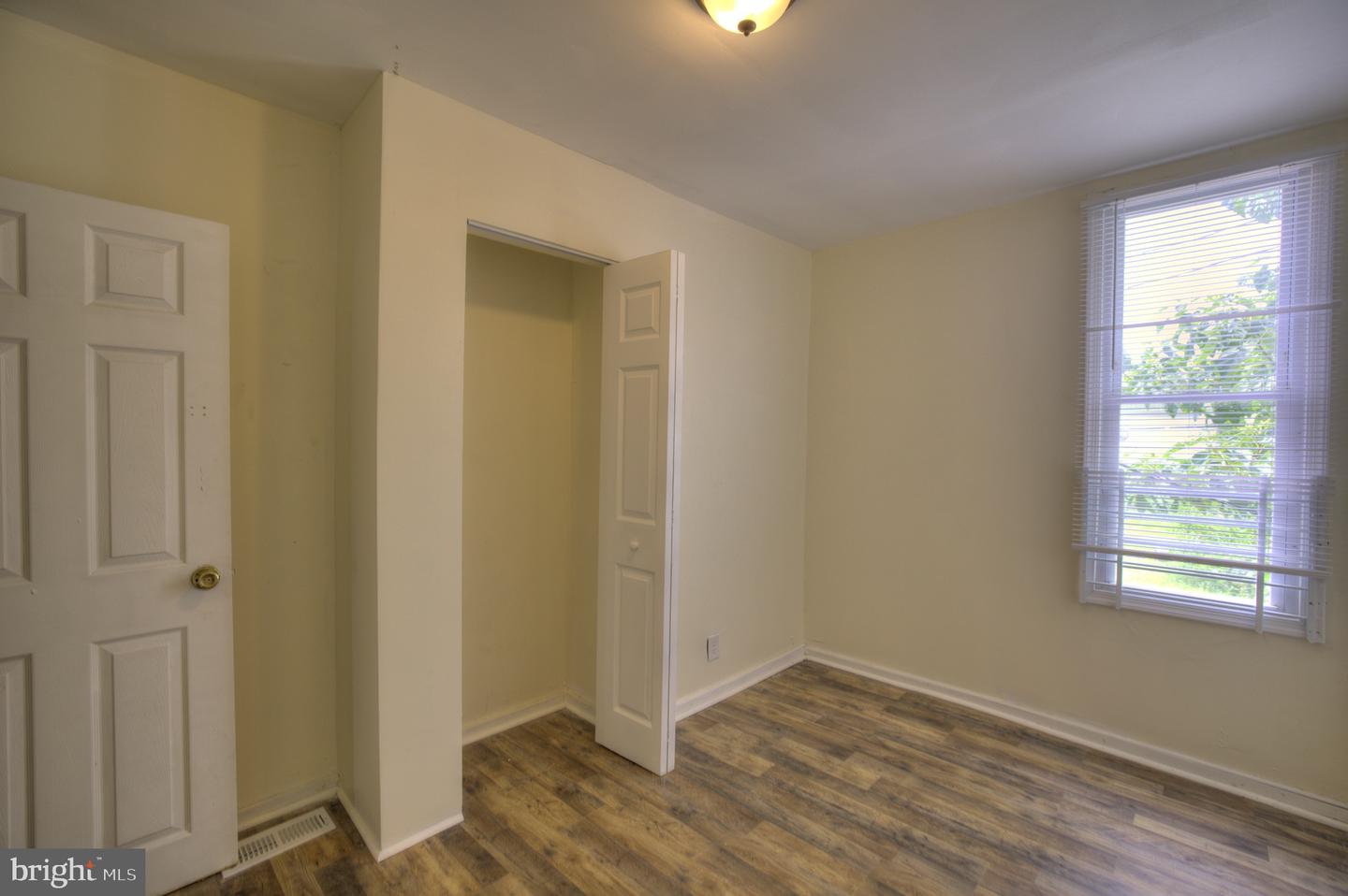 2540 Greenmount Ave Property Photo 13