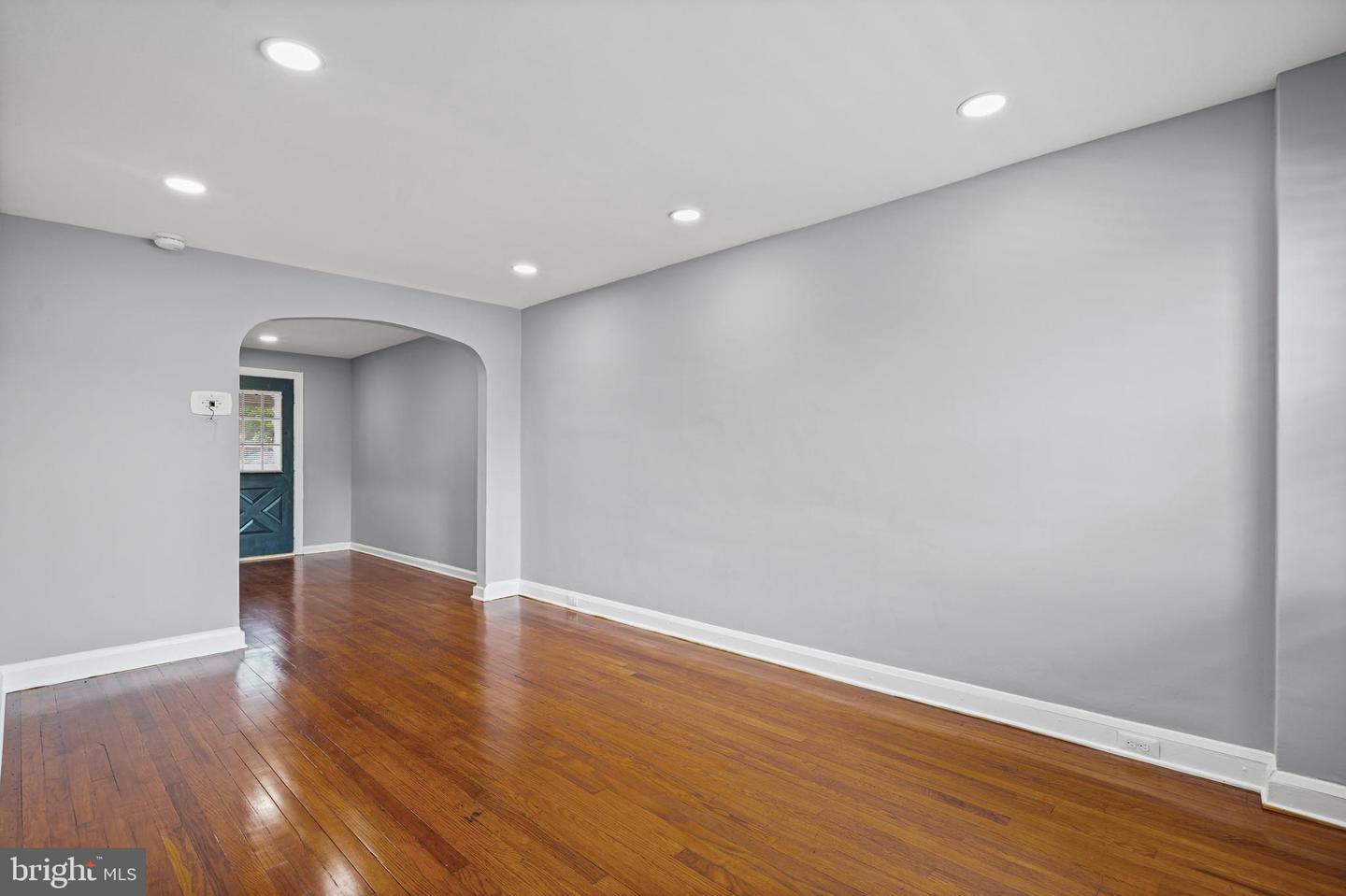 3838 Lyndale Ave Property Photo 5