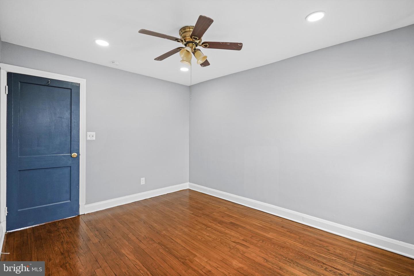 3838 Lyndale Ave Property Photo 22