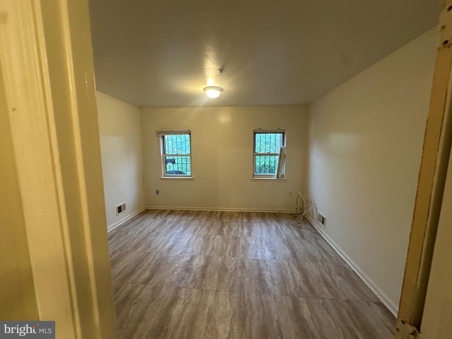 911 Harlem Ave #2nd Floor Property Photo 14
