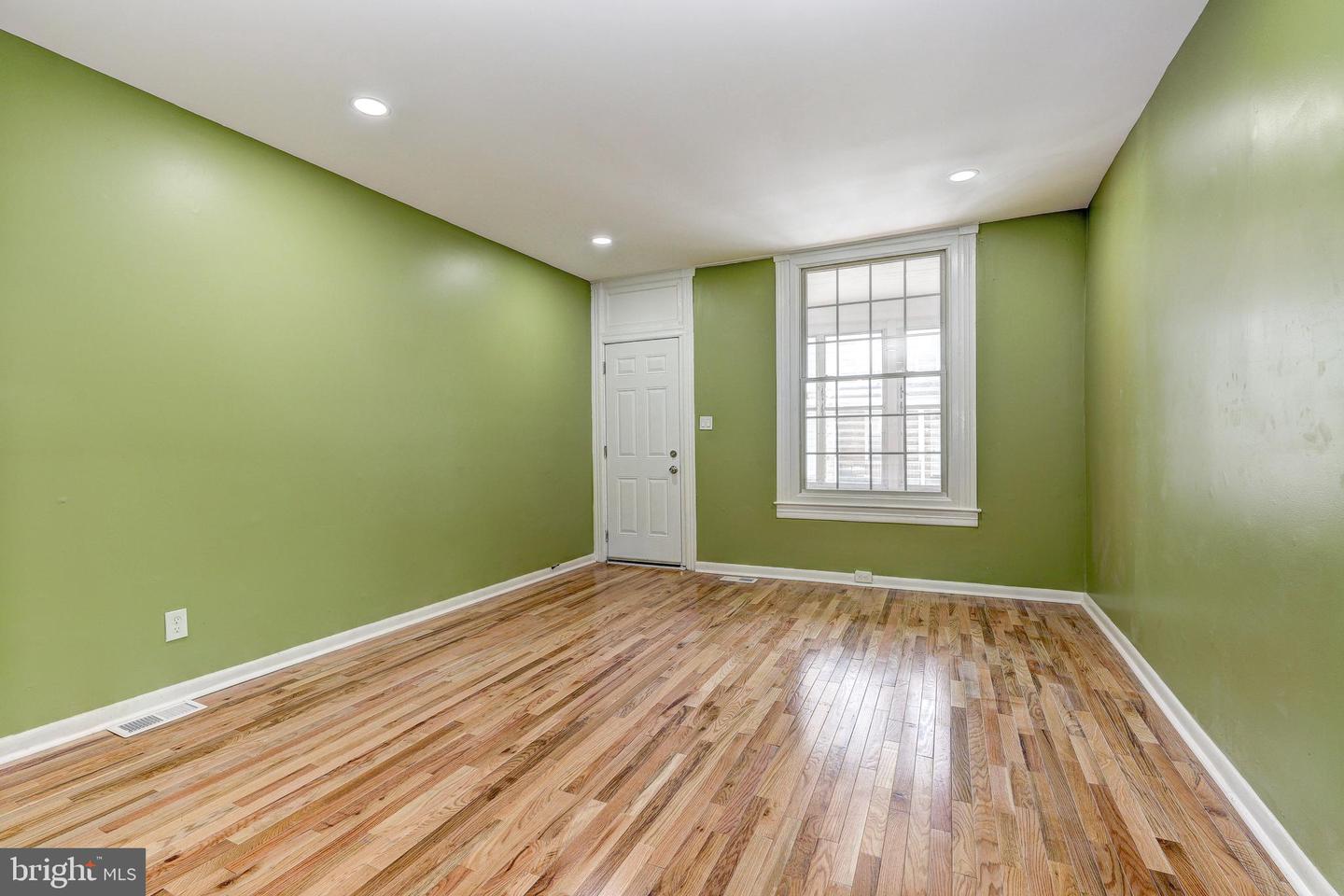 1206 Cleveland St Property Photo 6