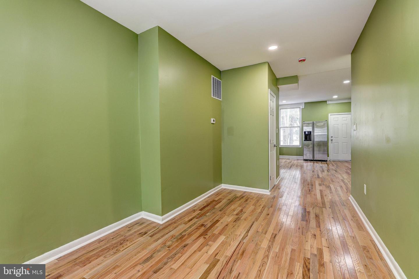 1206 Cleveland St Property Photo 7