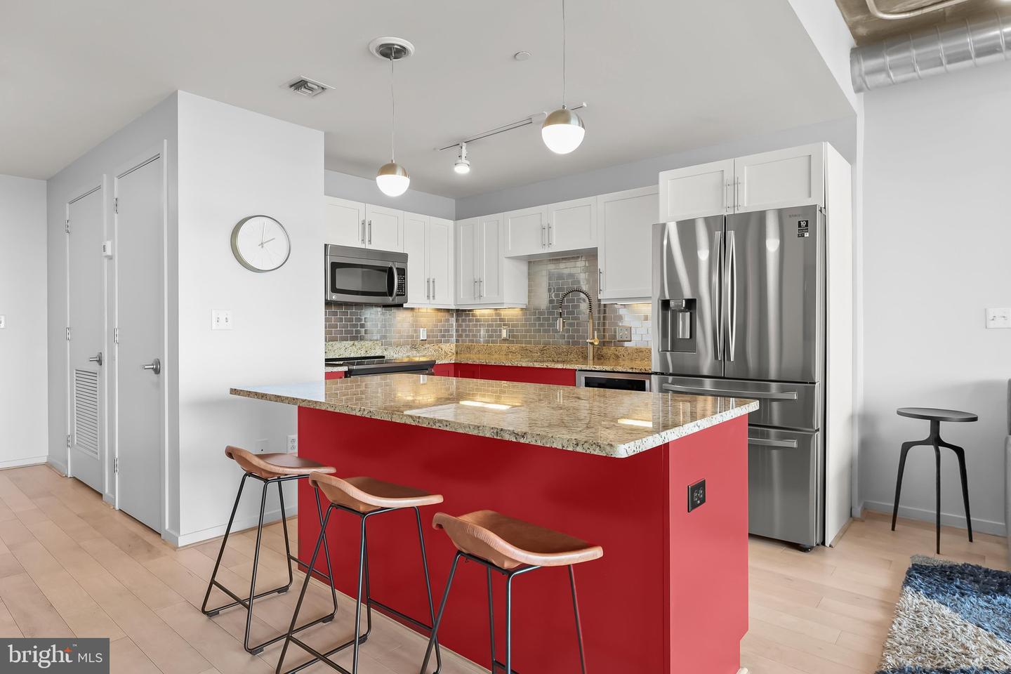 1200 Steuart St #625 Property Photo 8