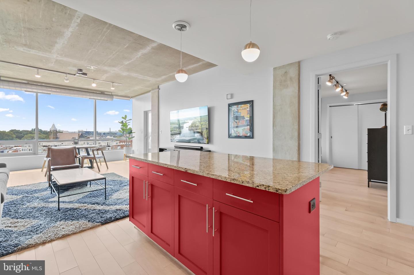 1200 Steuart St #625 Property Photo 11