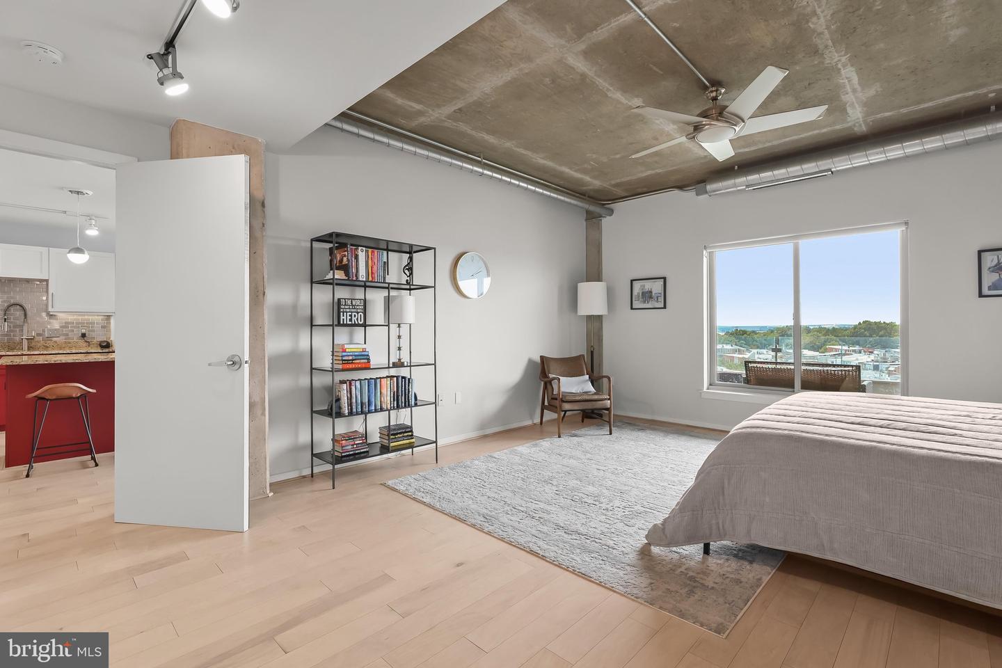 1200 Steuart St #625 Property Photo 25