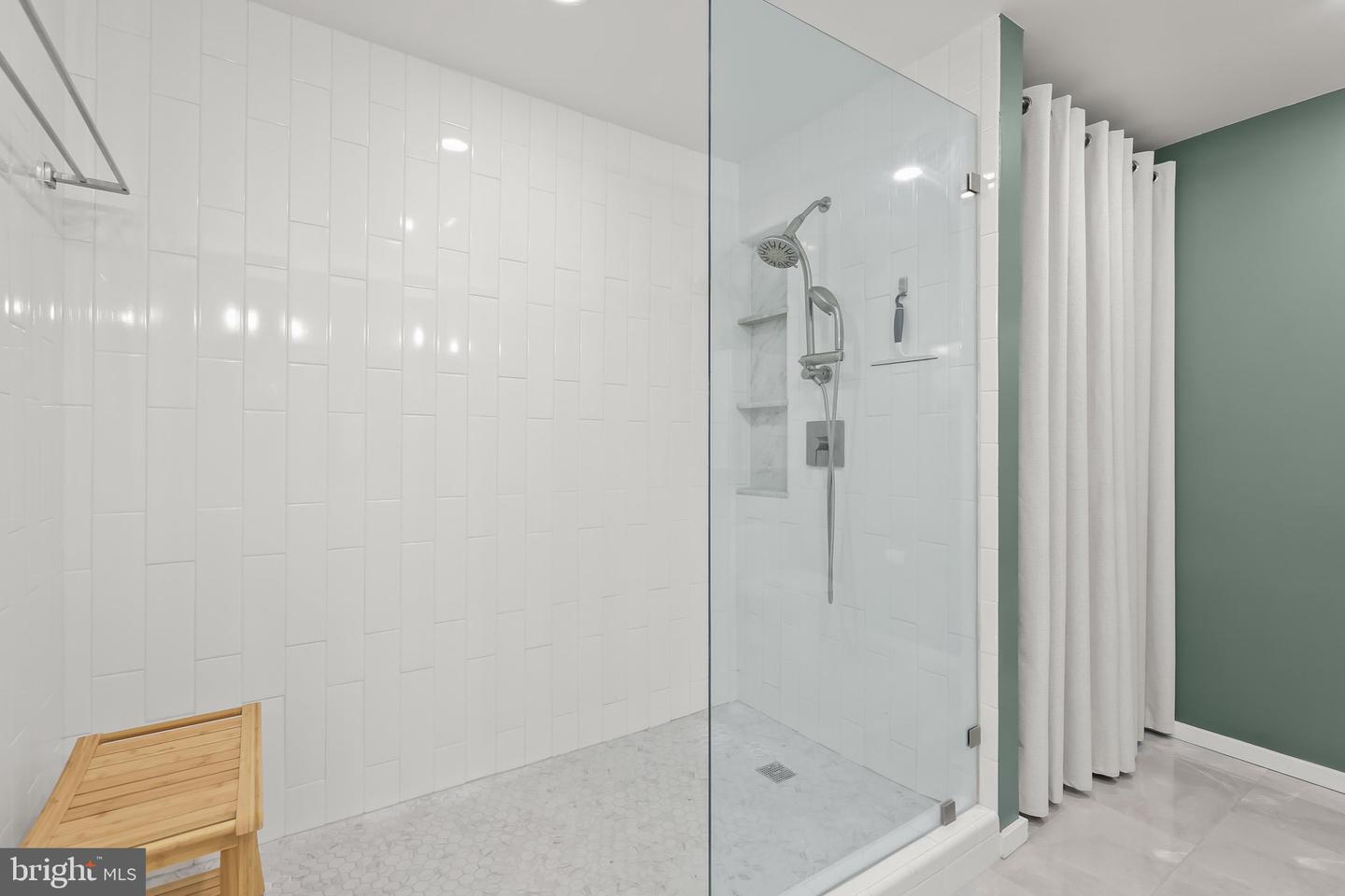 1200 Steuart St #625 Property Photo 32
