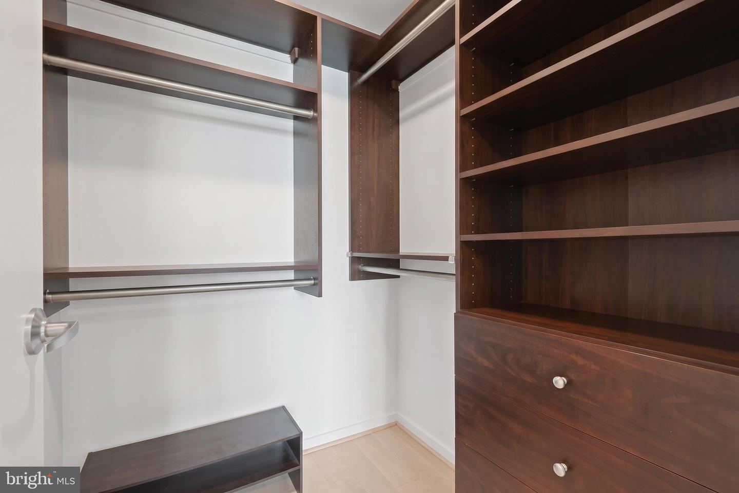 1200 Steuart St #625 Property Photo 33
