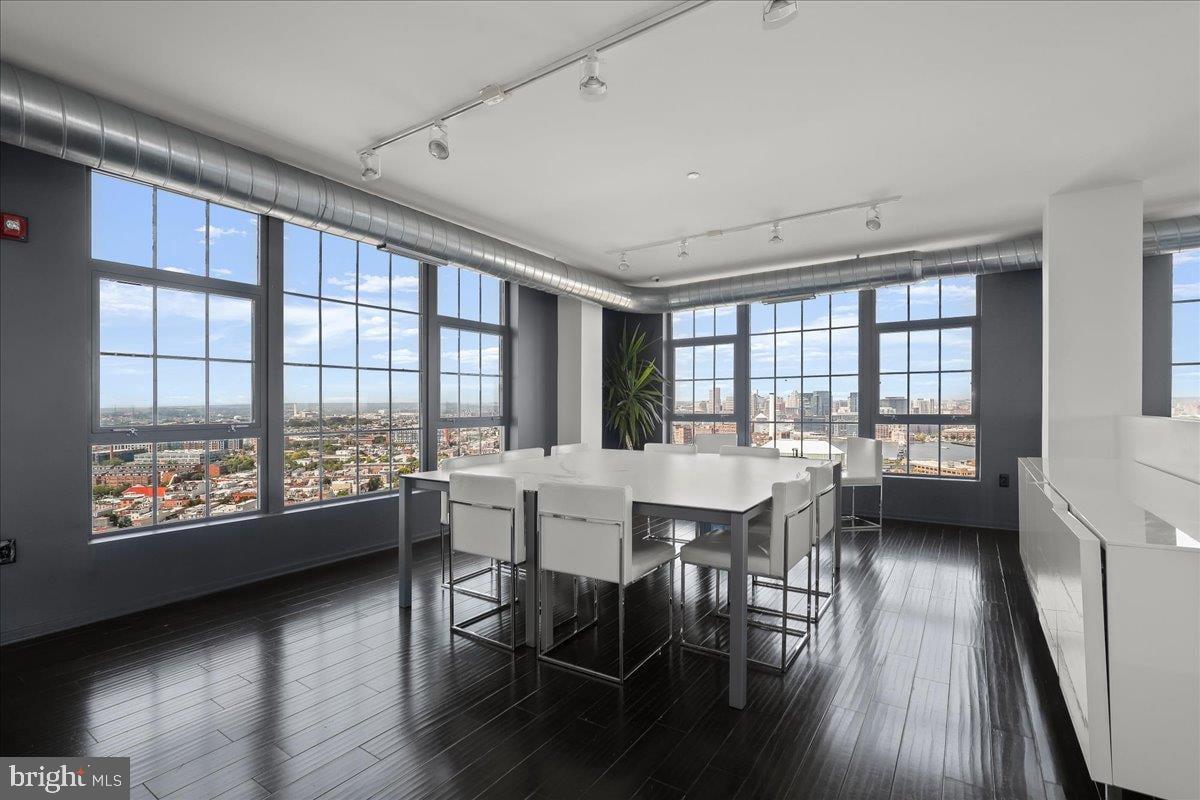 1200 Steuart St #625 Property Photo 63