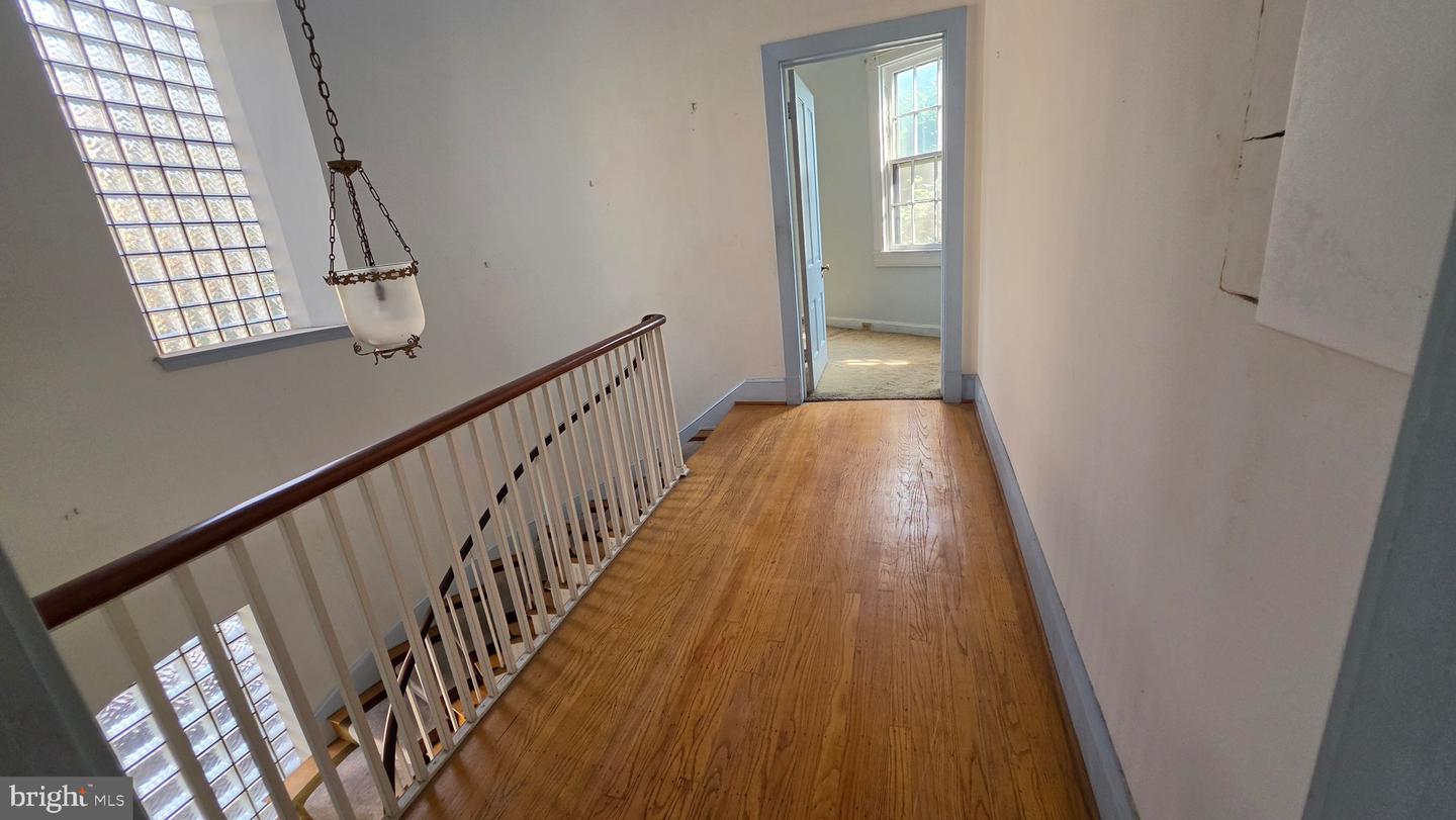 845 Park Ave Property Photo 21