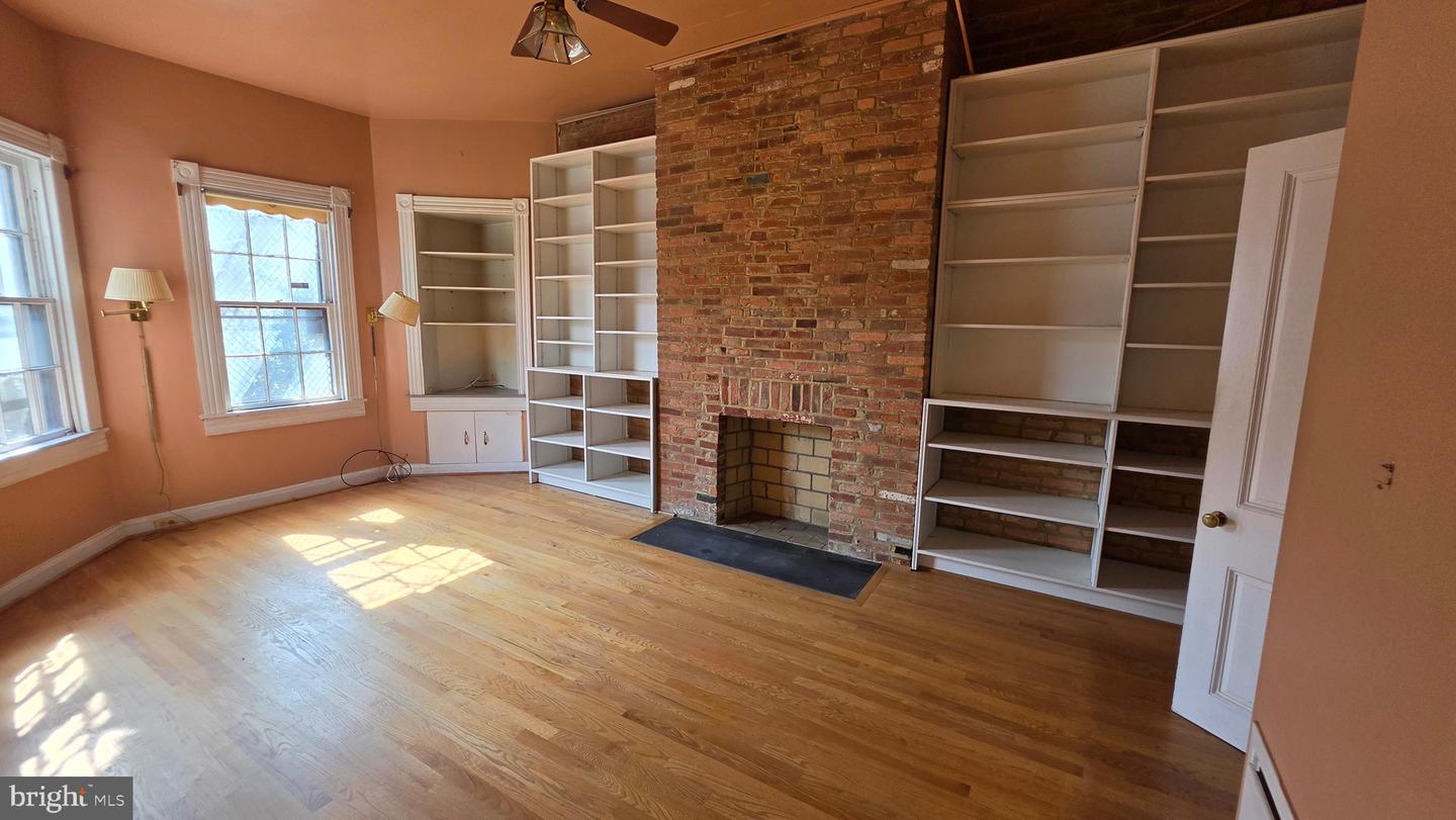 845 Park Ave Property Photo 26