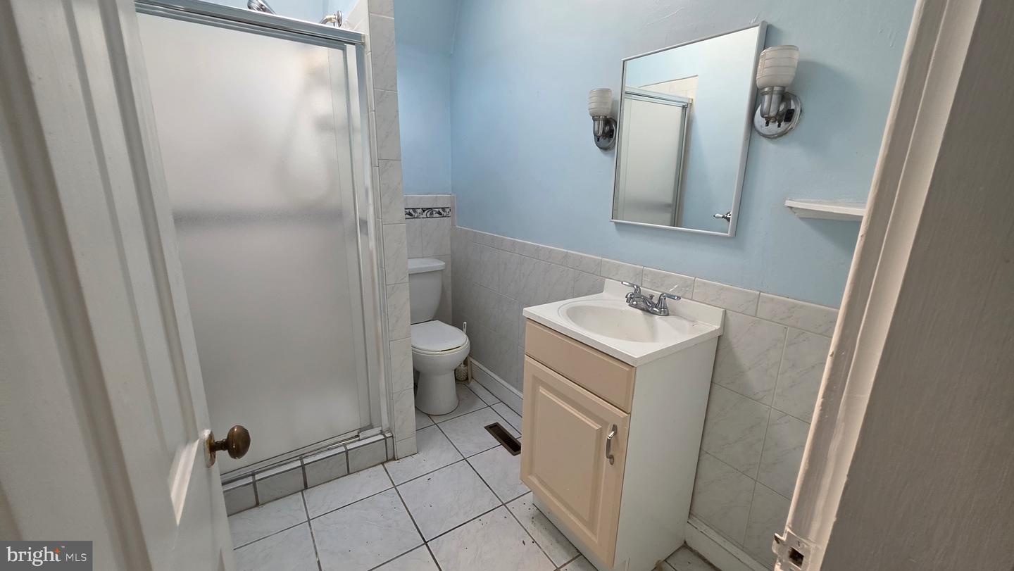 845 Park Ave Property Photo 38