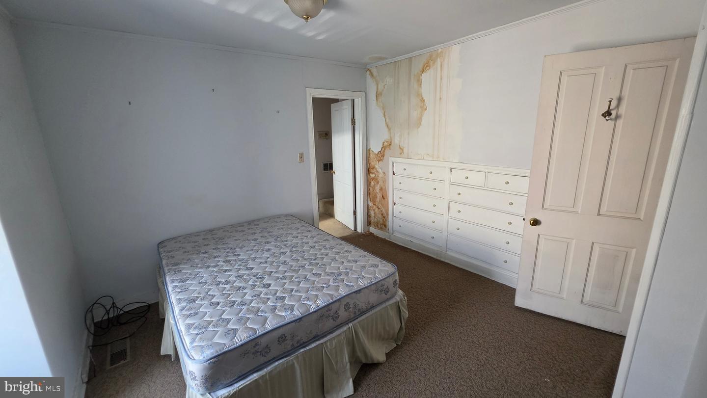845 Park Ave Property Photo 40