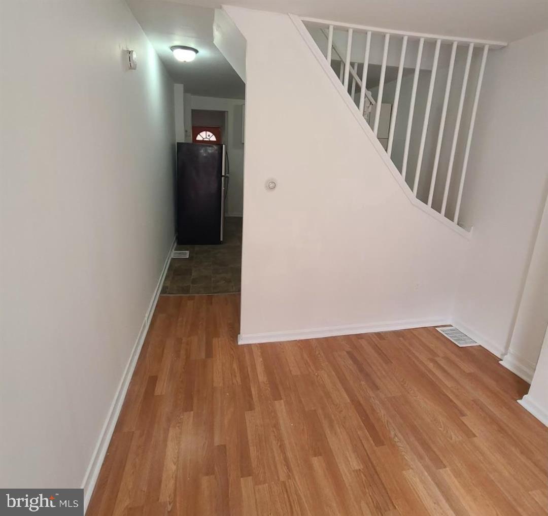 1400 Kuper Pl Property Photo 3