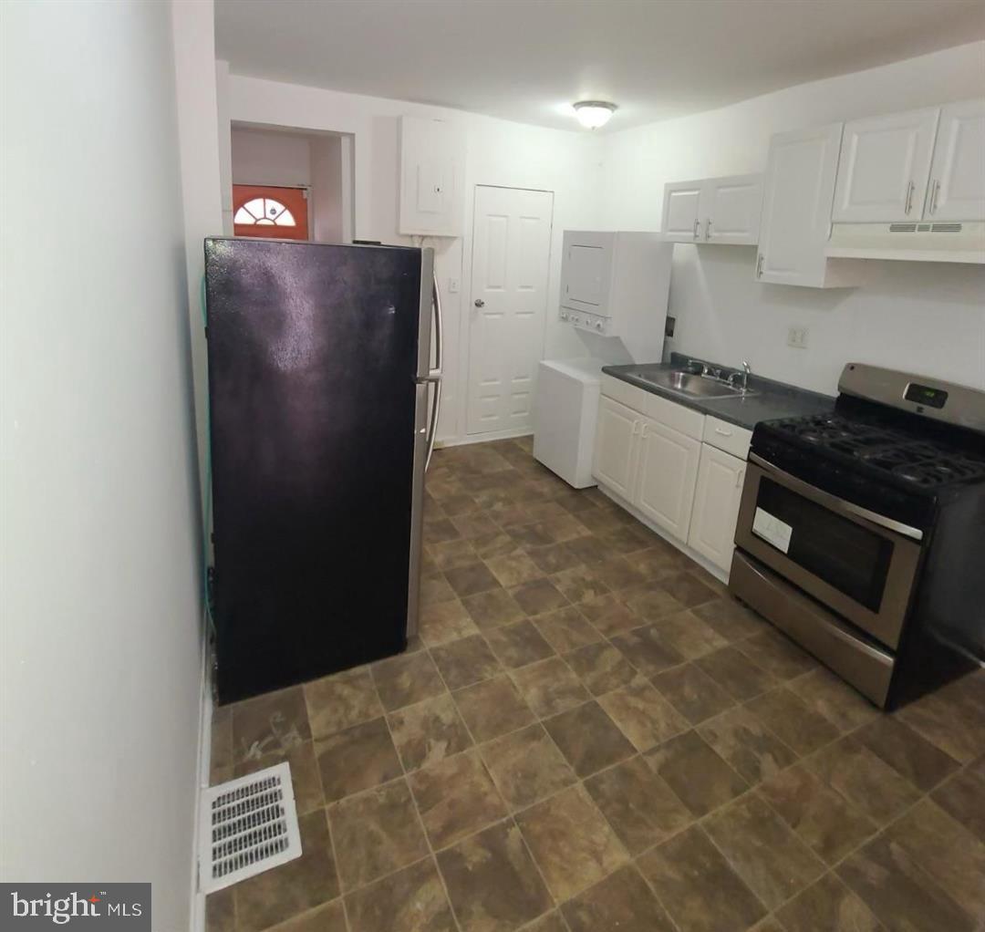 1400 Kuper Pl Property Photo 4