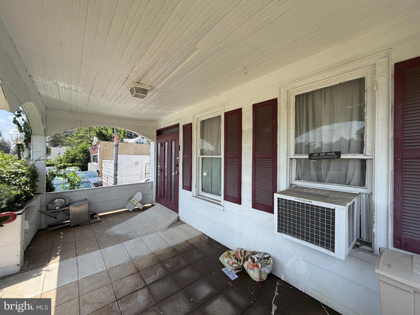 3512 Frederick Ave Property Photo 4