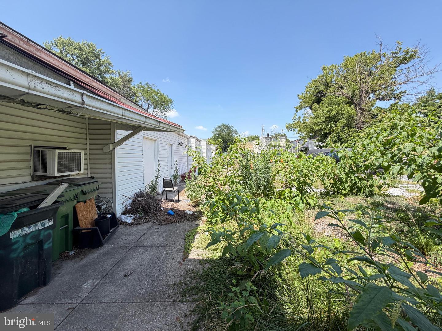 3512 Frederick Ave Property Photo 12