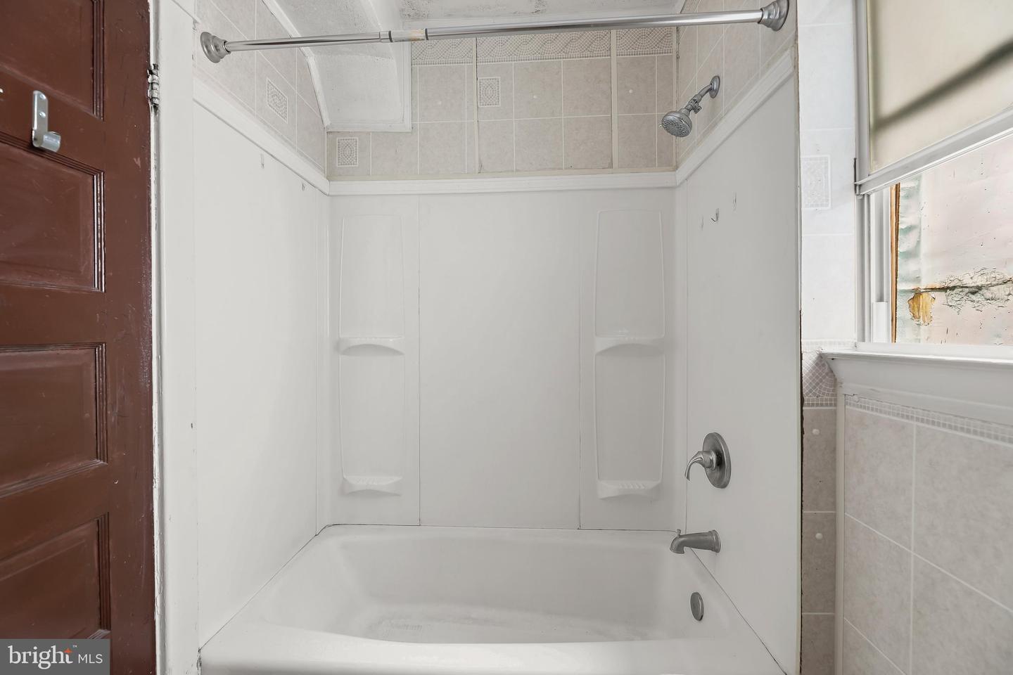 808 Ponca St Property Photo 23
