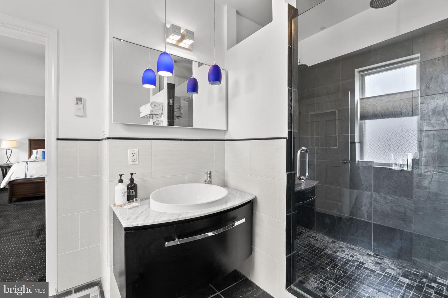 210 S High St Property Photo 44