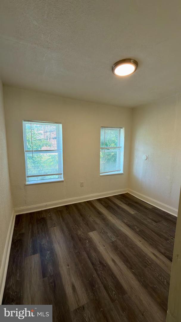 2124 Hollins St Property Photo 3