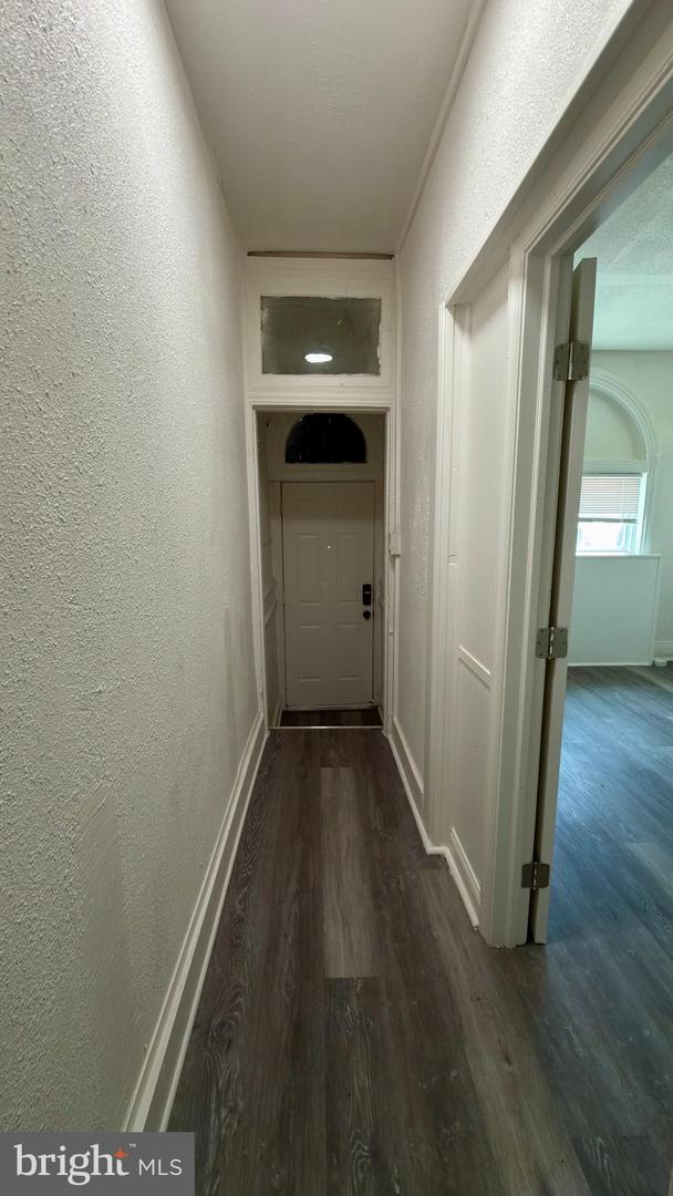 2124 Hollins St Property Photo 8