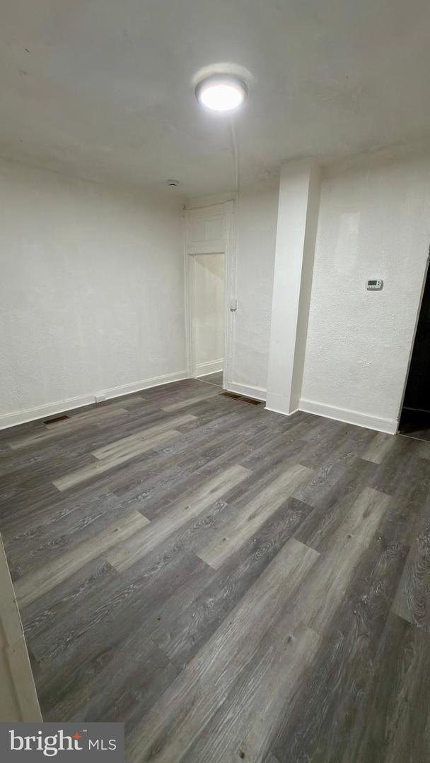 2124 Hollins St Property Photo 10